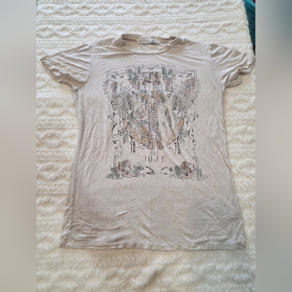 Altar’d State Eagle Graphic Tee XS Rock Rose Print